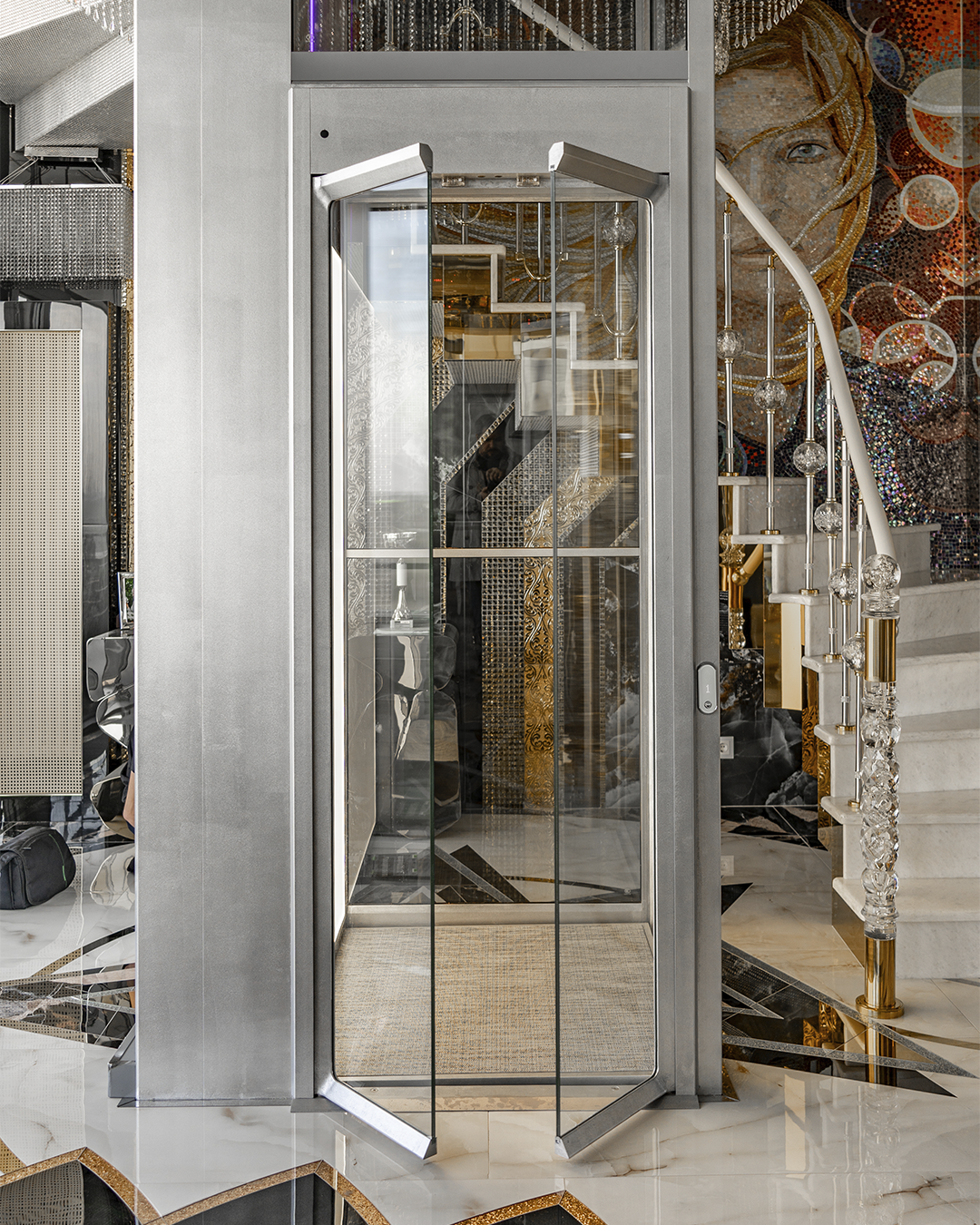 Platform lift