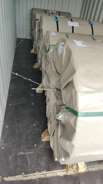 OEM stainless steel container loading ready for overseas delivery