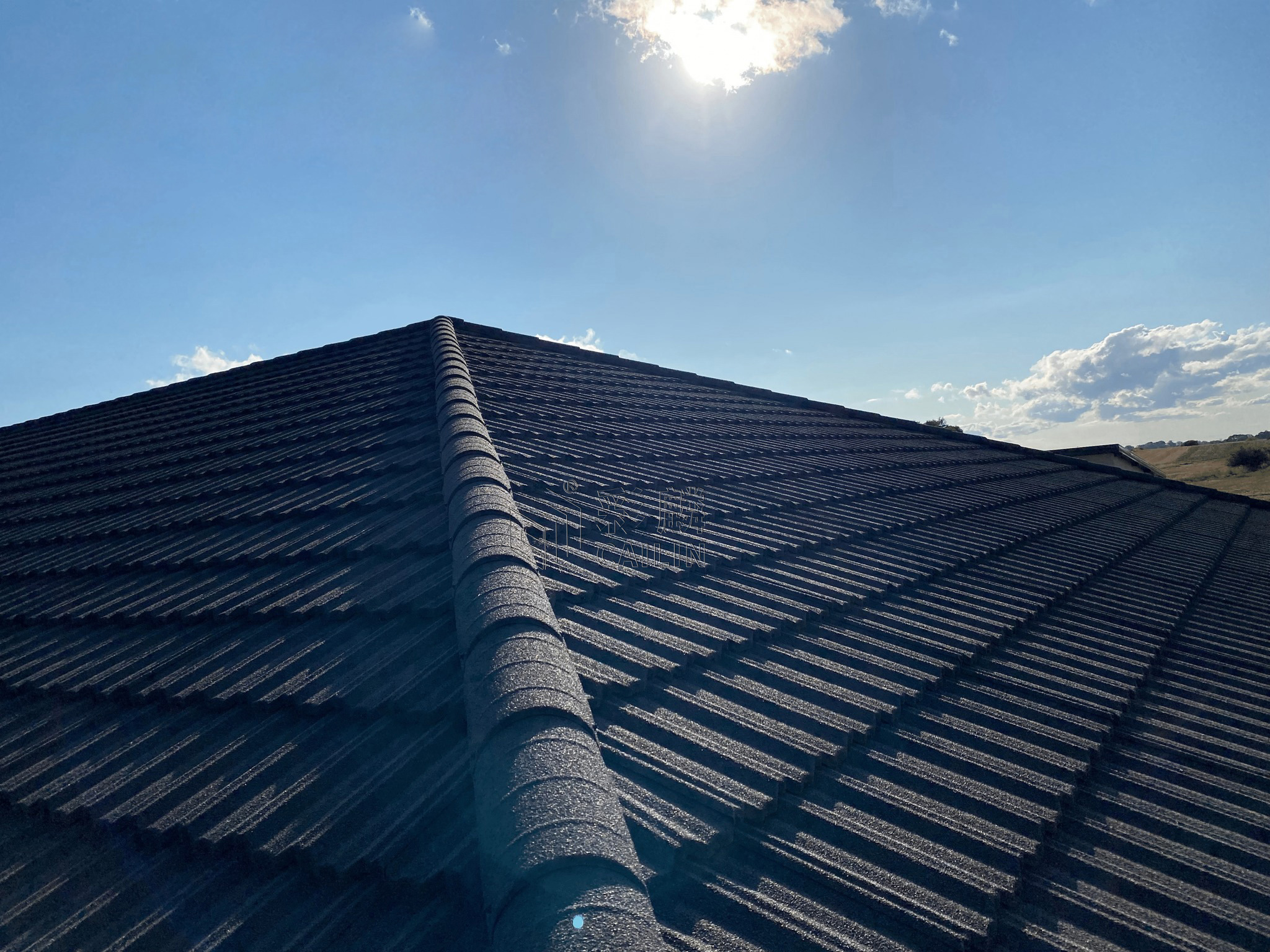 Stone coated metal roofing installed in a hot climate