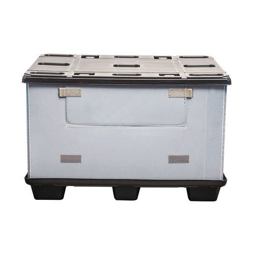 Durable TOYOE plastic pallet box with reinforced corners