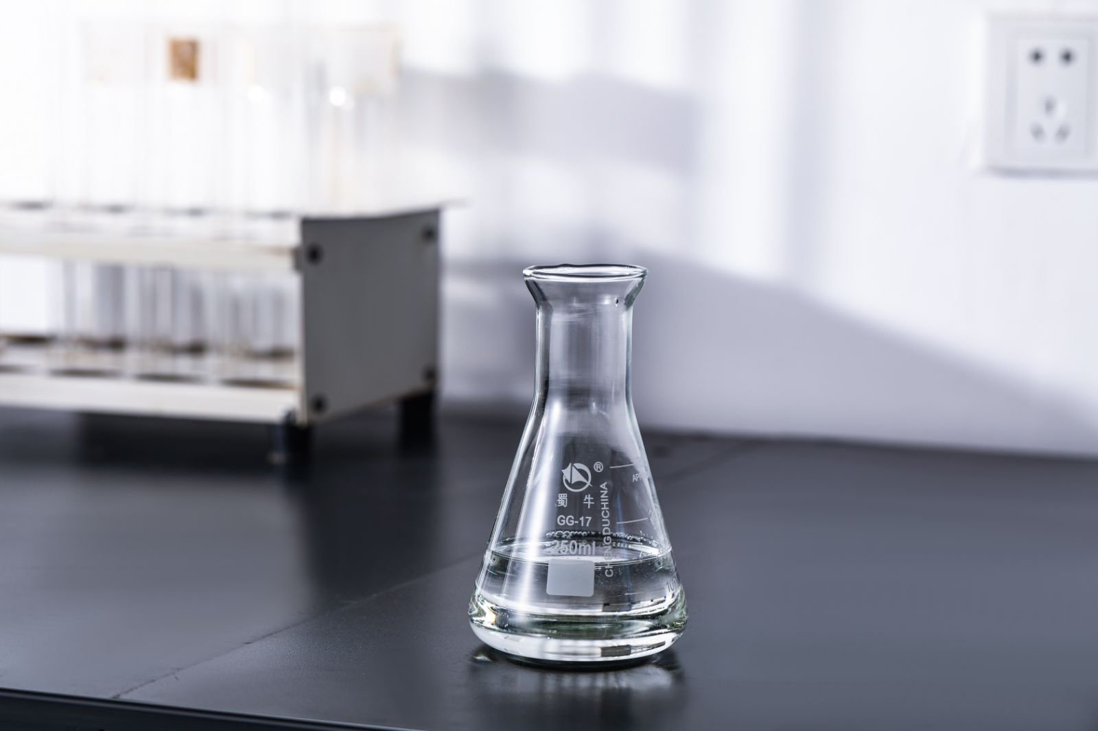 XINFA polyurethane catalyst and polyester polyol product samples