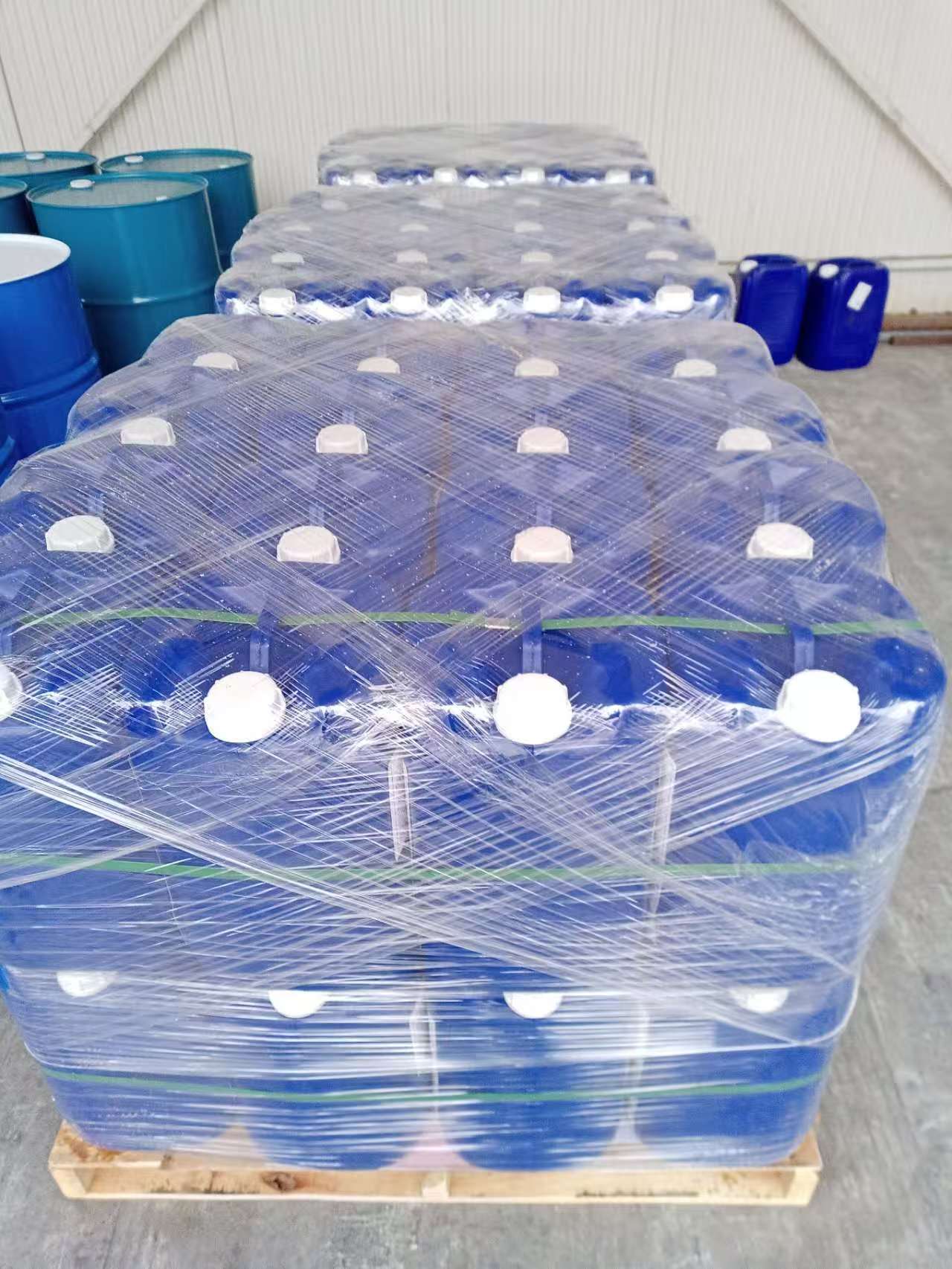 Stannous octoate T-9 catalyst product bottle