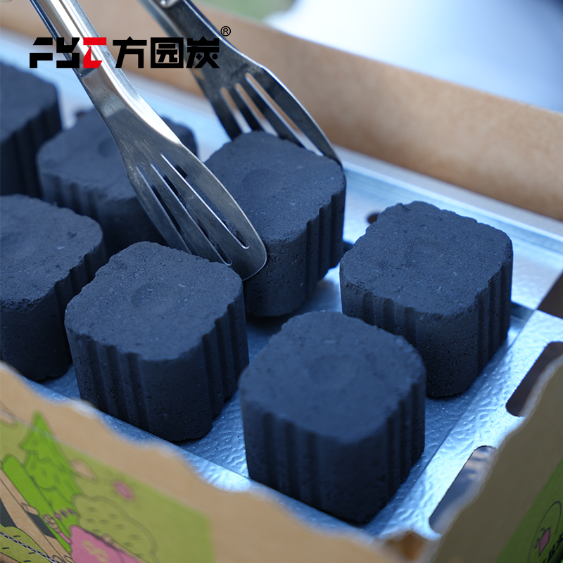 Disposable barbecue grill set with self-igniting charcoal layer