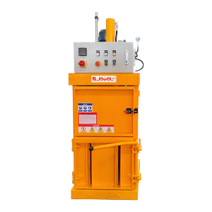 Hydraulic baler machines