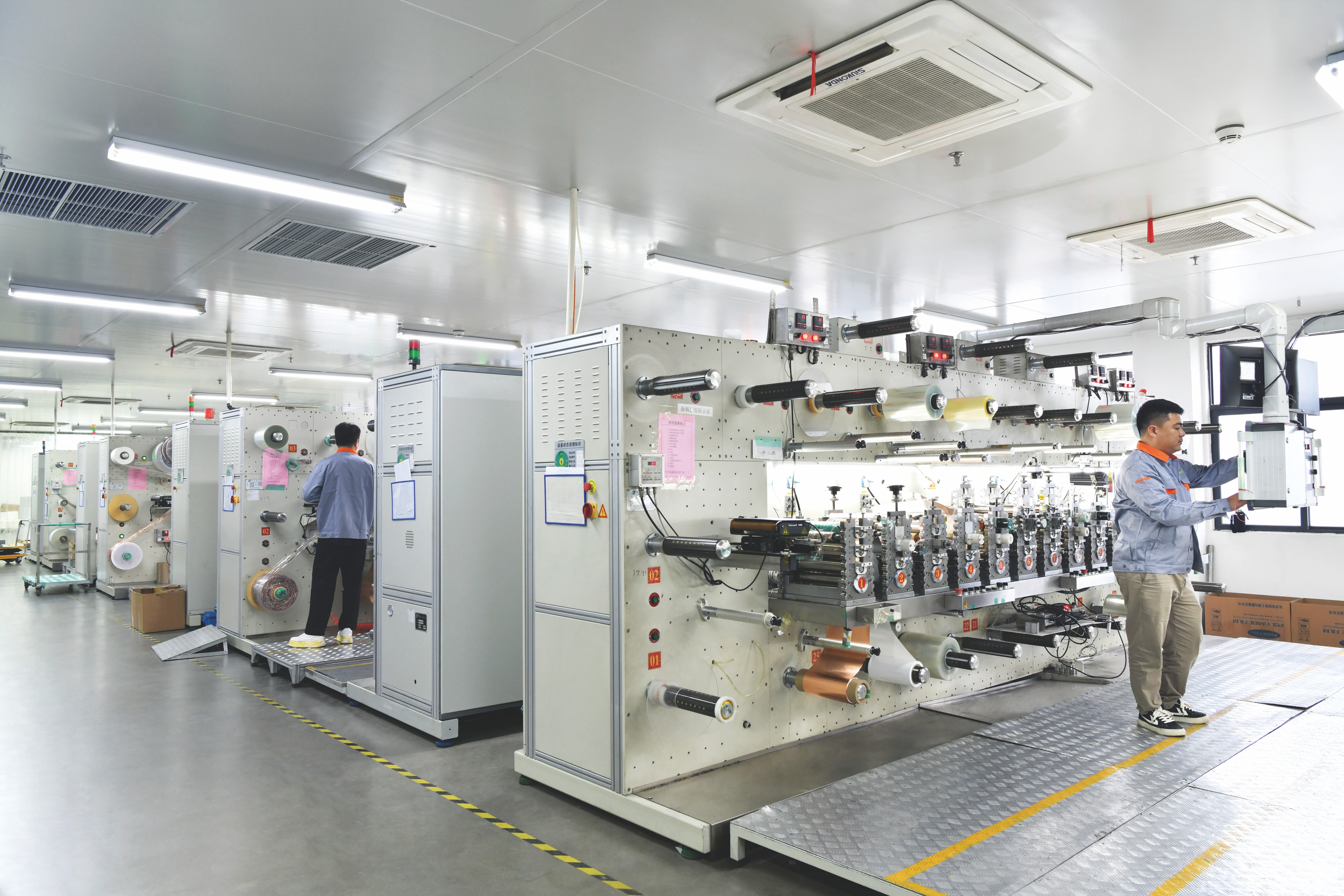 Reel to Reel FPCB production line at WODE, illustrating advanced manufacturing capability for high-thermal-conductivity LED PCBs