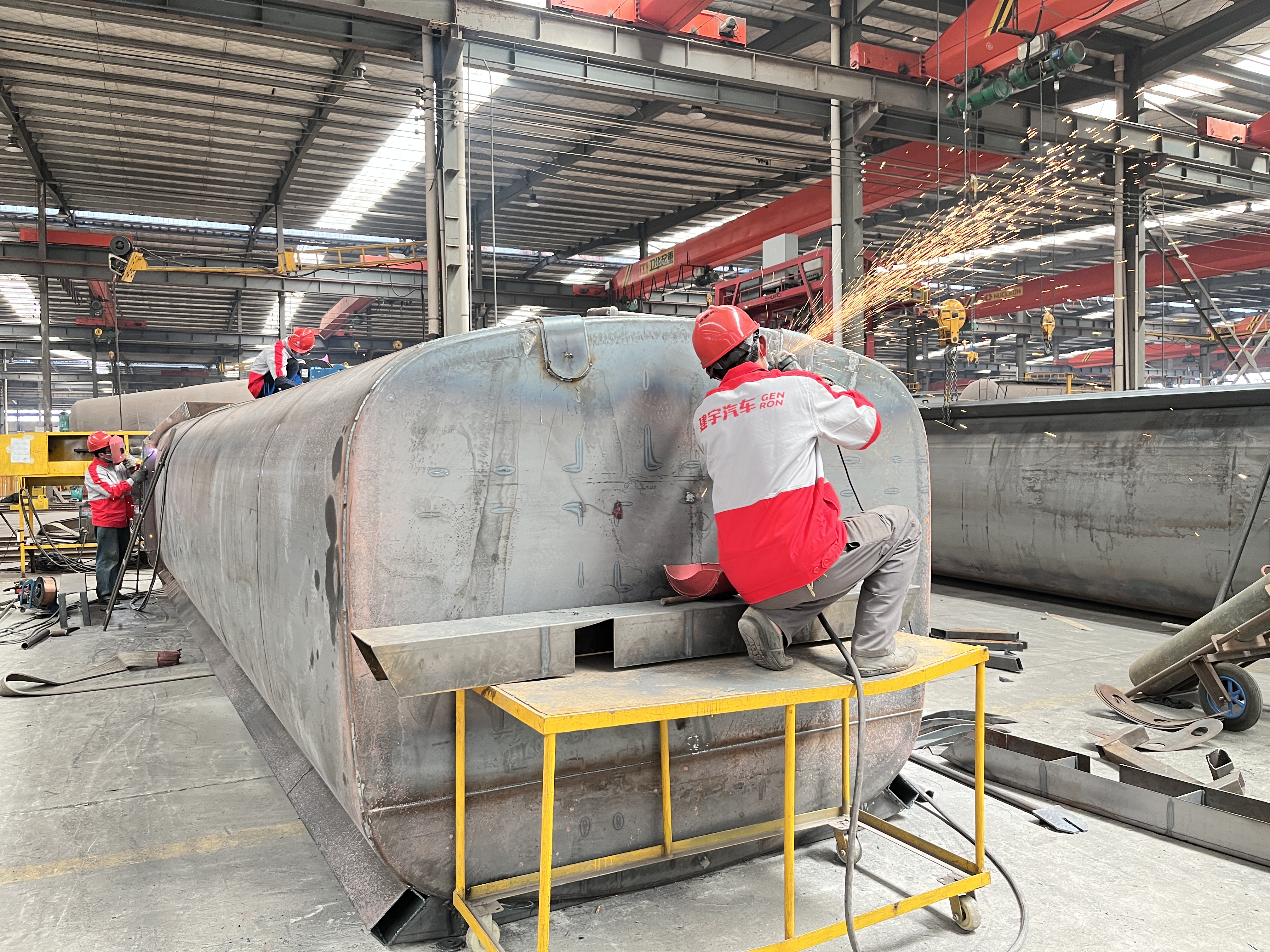 OEM and ODM Heavy Duty Truck Customization OEM and ODM heavy duty truck customization for dump truck fleet projects
