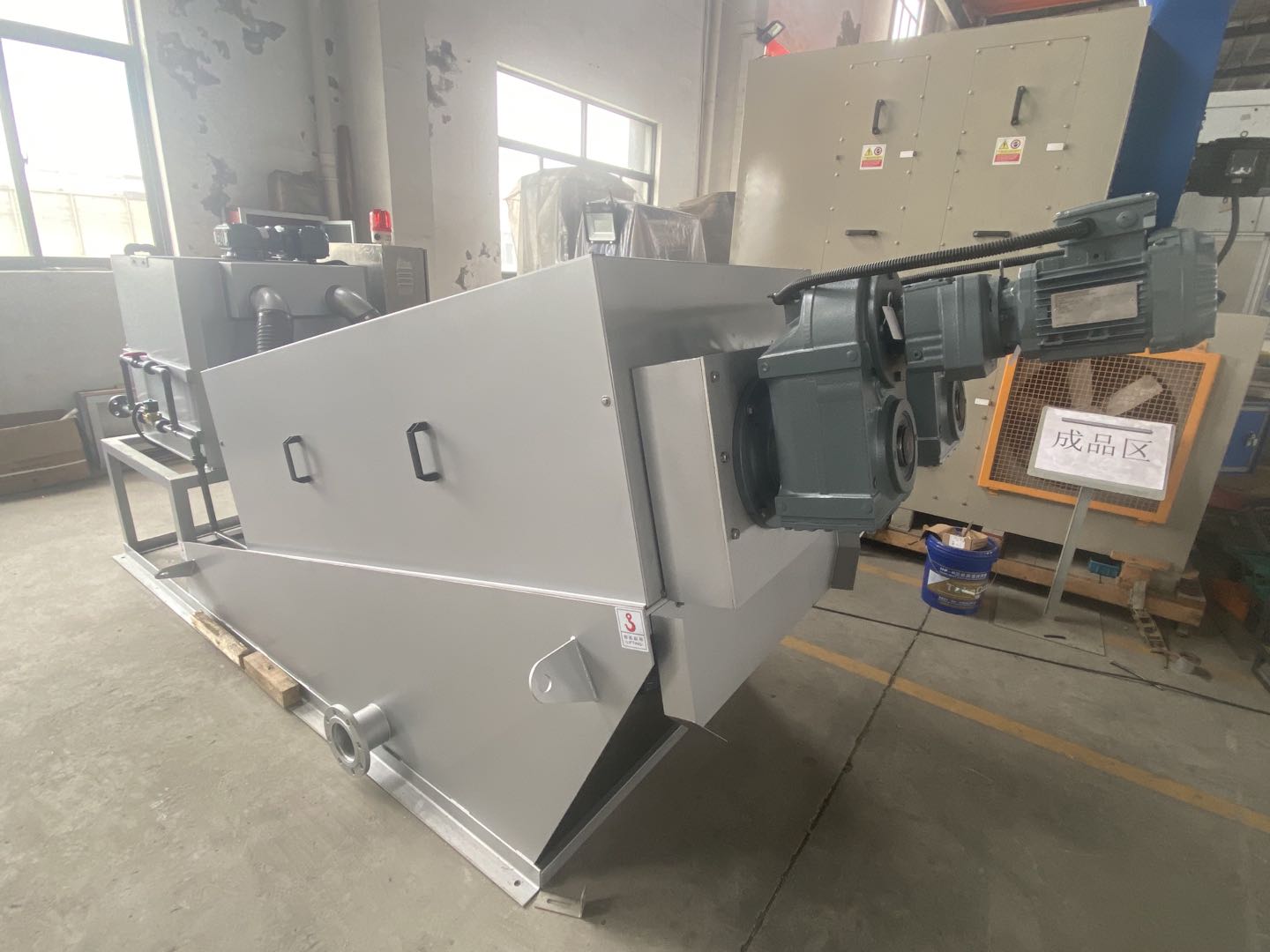 DL series multi-disc screw press sludge dewatering machine in SS304 with fixed rings, moving rings and screw shaft