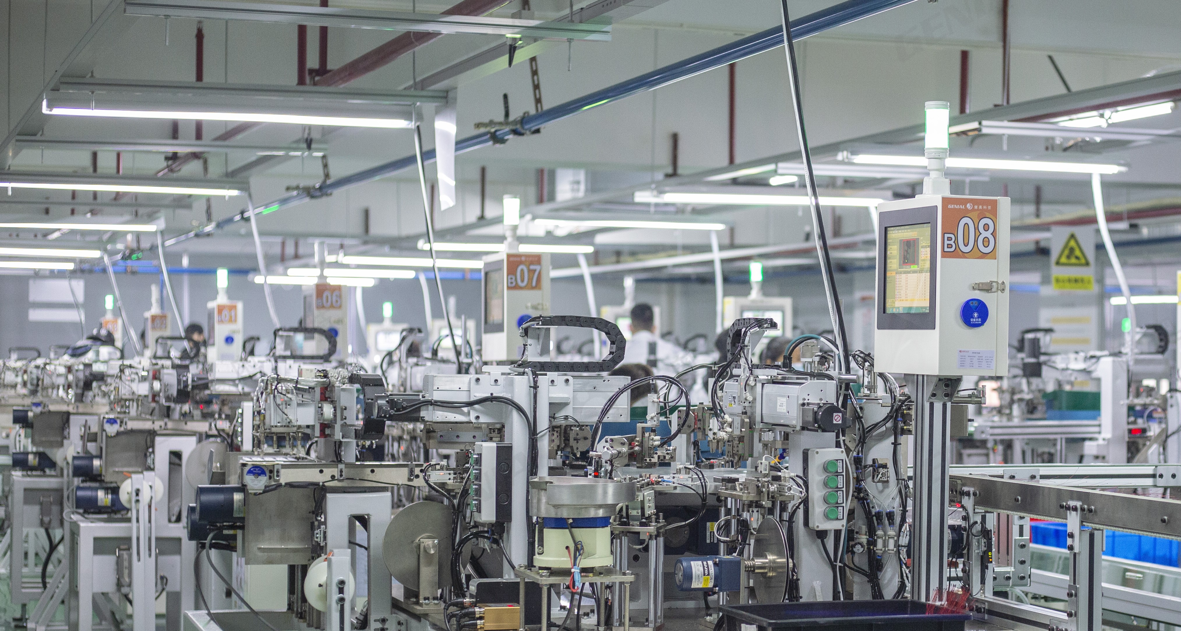 Automatic thermometer assembly line at GENIAL factory