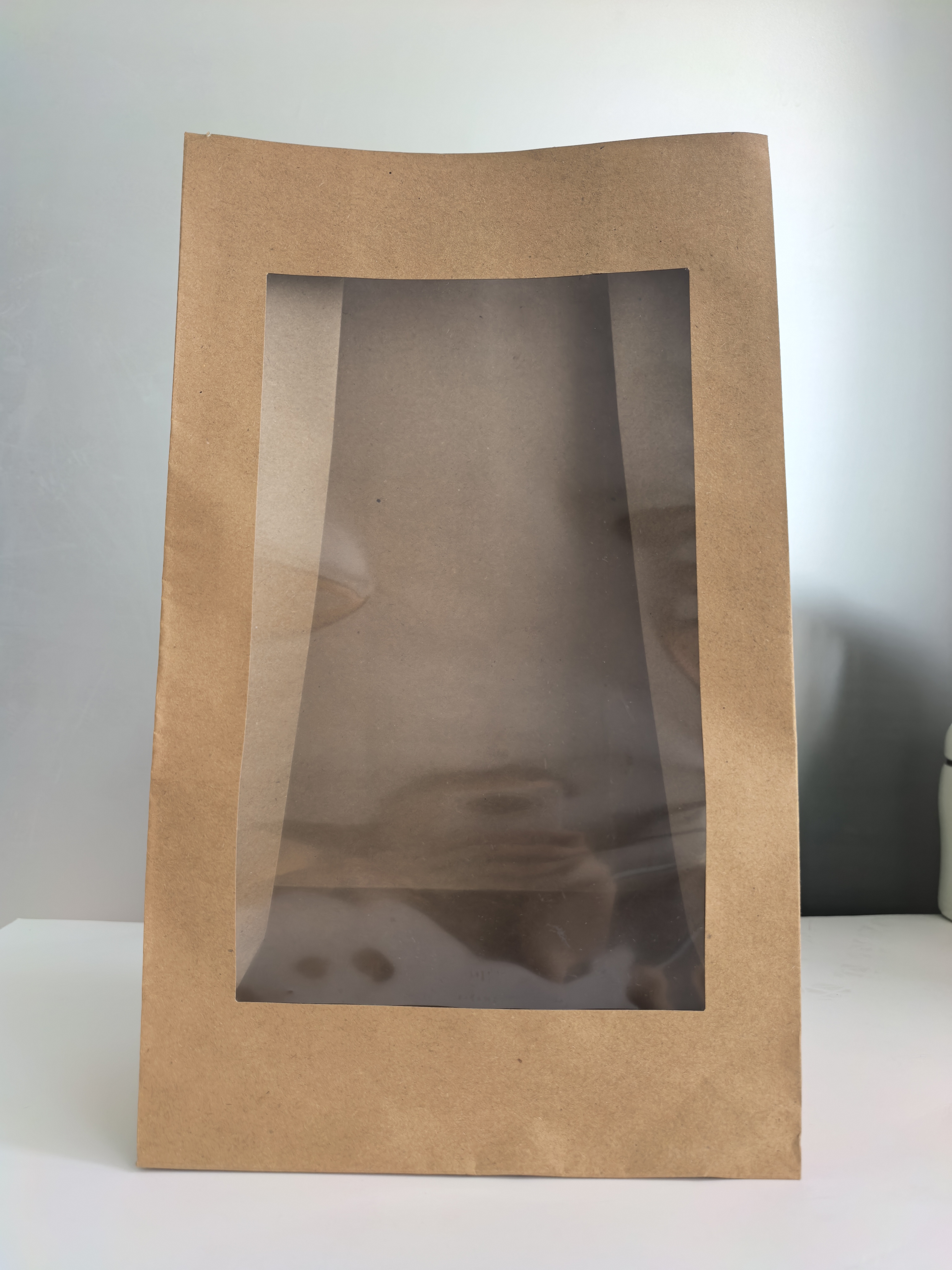 Custom shopping bags and rigid boxes delivered to a Panama client