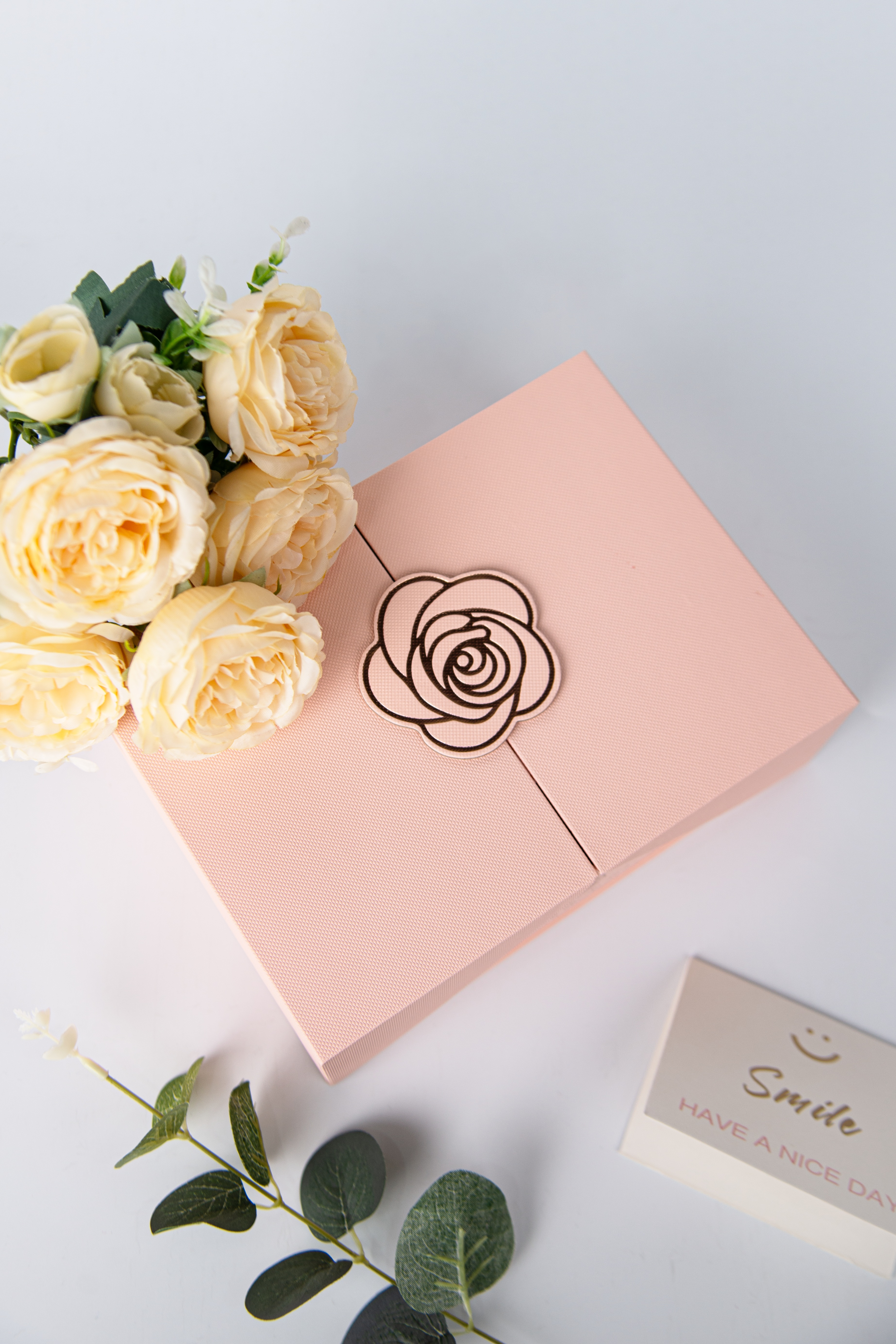 Custom printed rigid box with wrapped board construction
