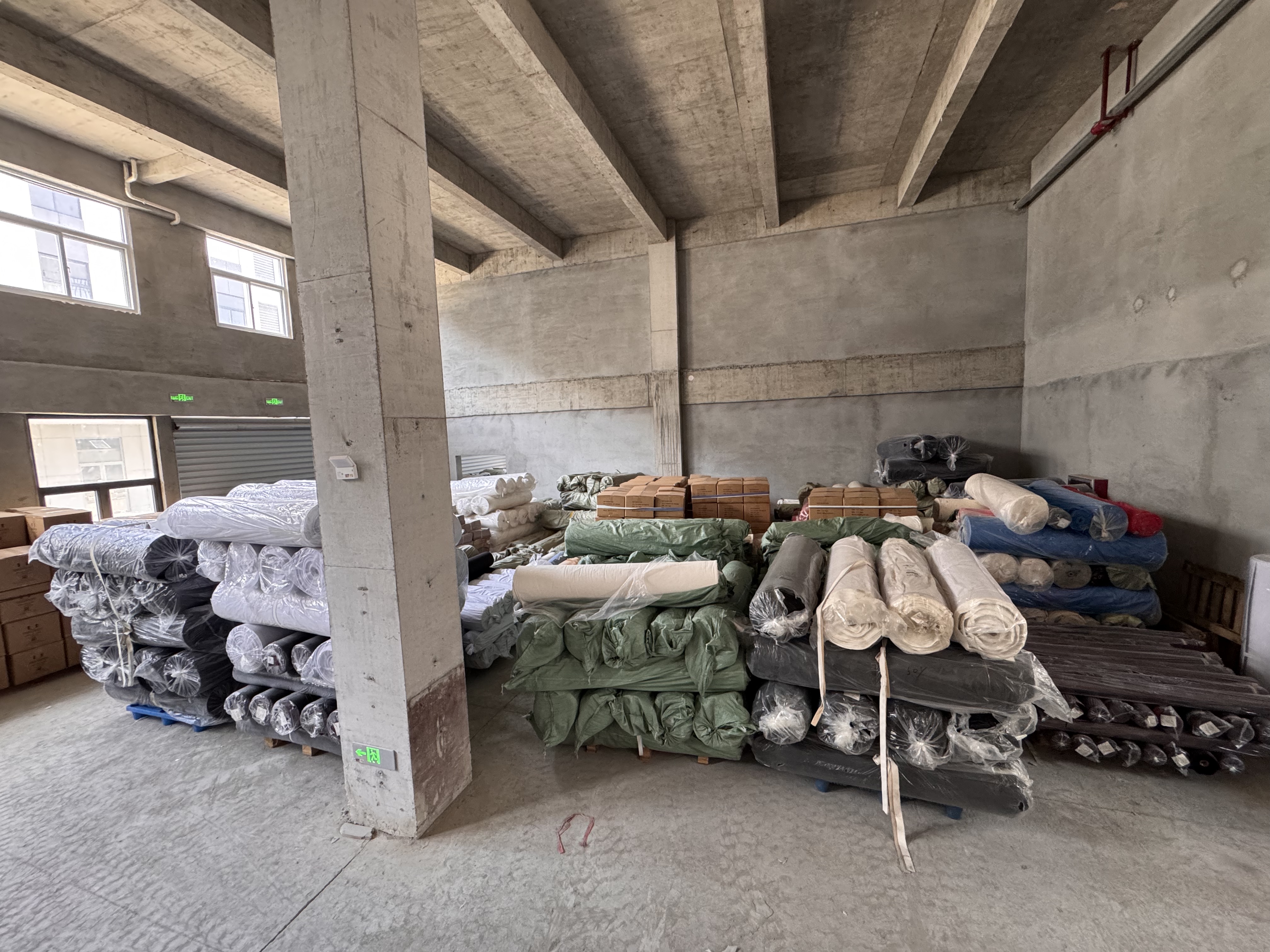 Yulite raw material warehouse for promotional drawstring bag production