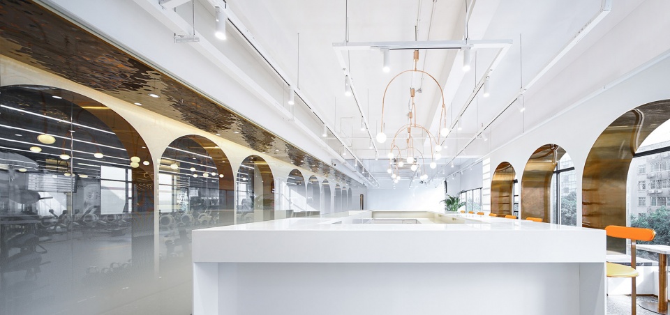 Custom Stainless Steel Column Cladding for Architectural Finishes
