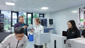 Customer visits for sample testing