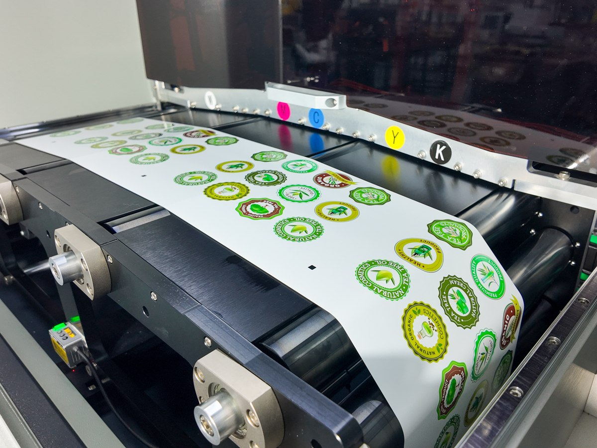 Supports W+KCMY+V multi-color overprinting single pass high-speed printing