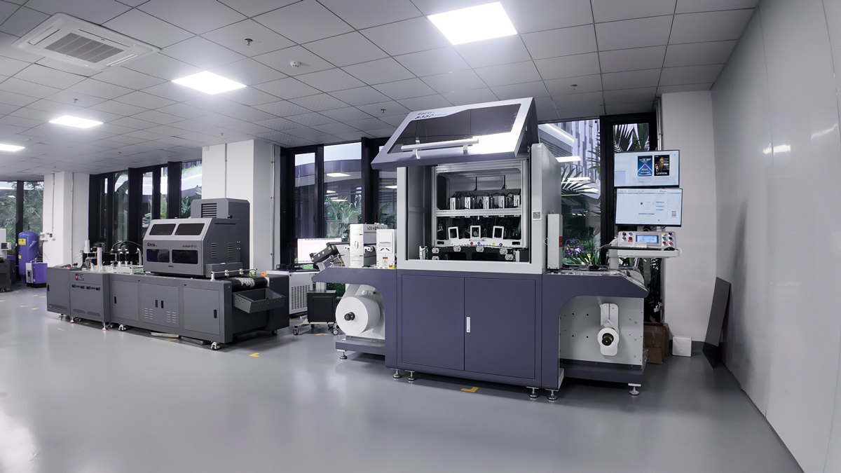 Focusinc_S350JetPress_Inkjet_Single_UV_Label_Printing machine 