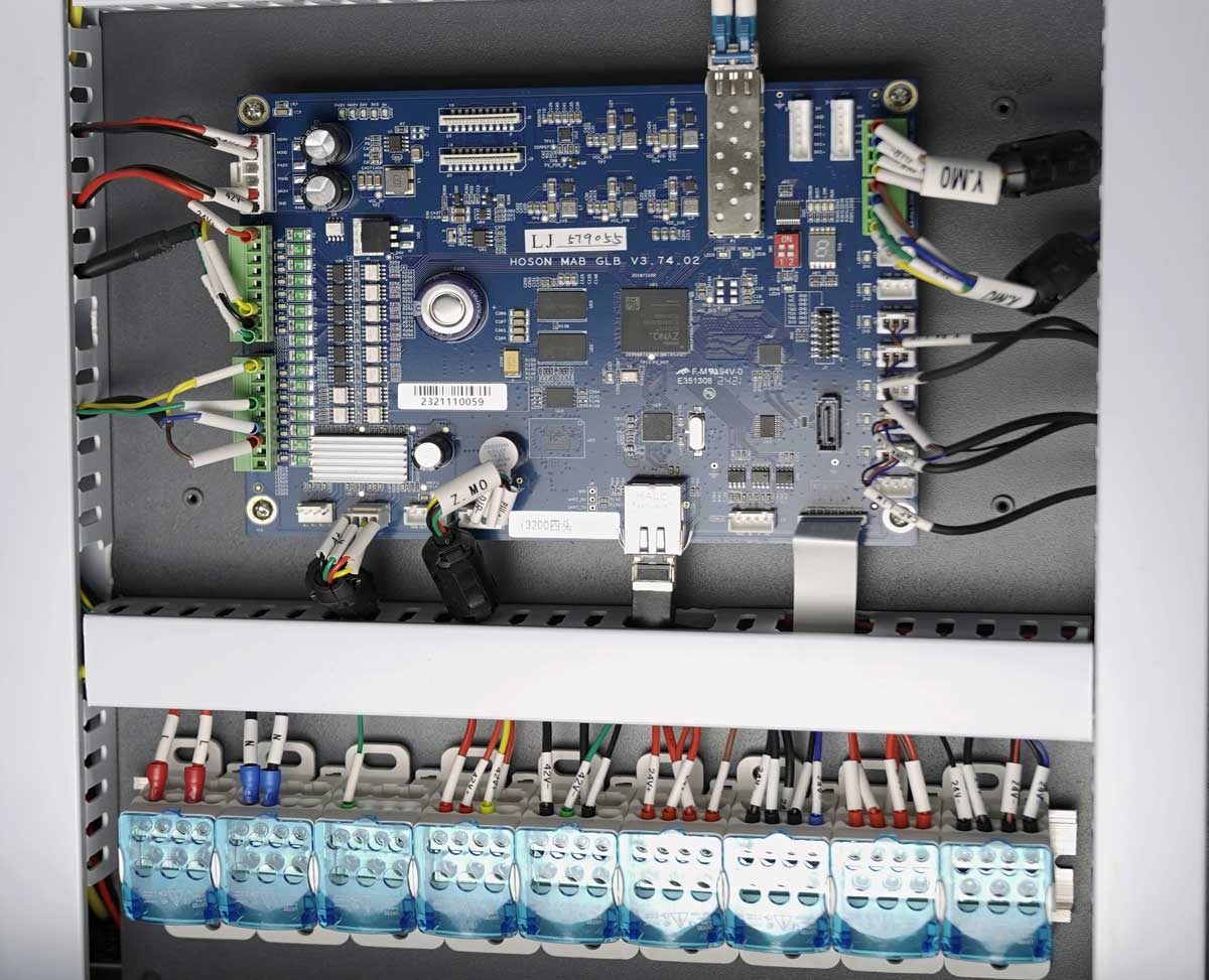 Multi functional powerful control system ensure stable and high quality printing