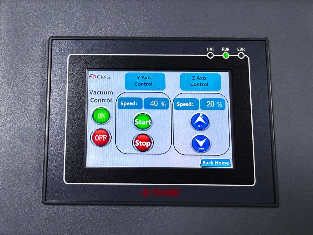 The touchscreen design facilitates operation and maintenance.