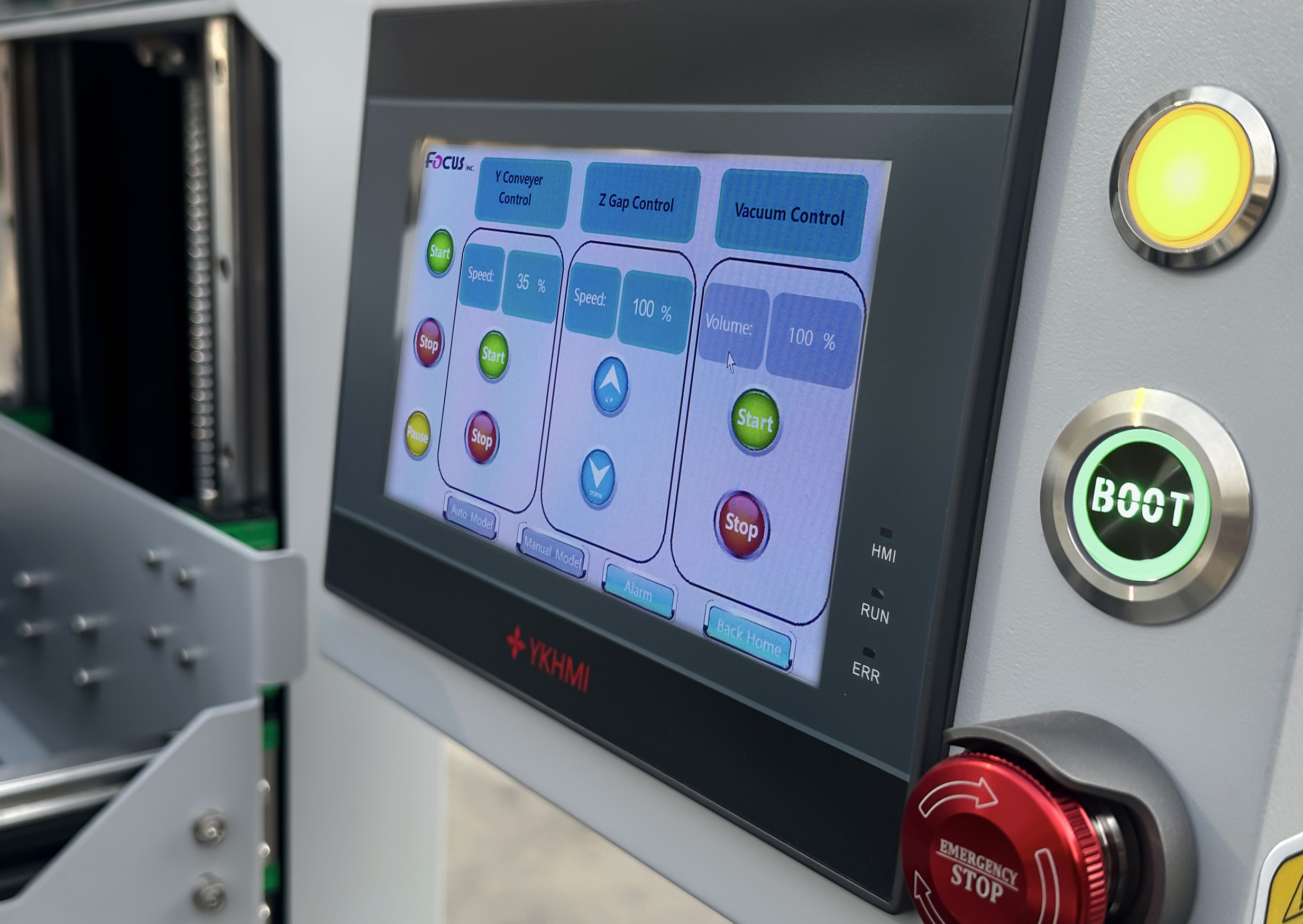 7-inch extra-large LED touch screen with integrated function design, convenient for machine operation and maintenance