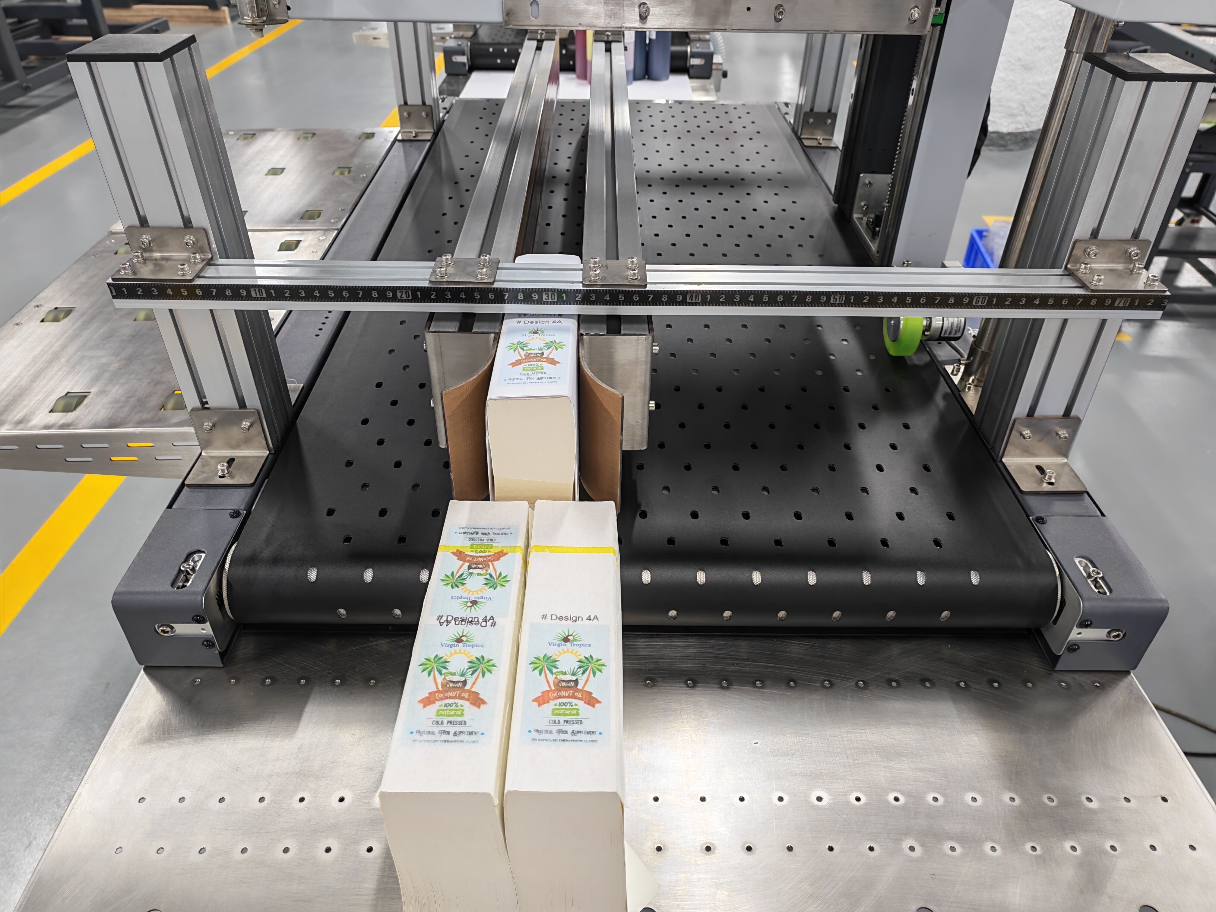 Book edge single pass printing on a printed book block