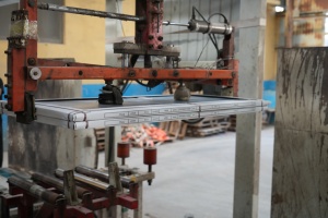 Automatic tile packing