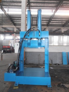 Máquina vertical