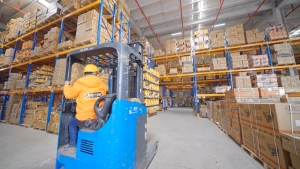 warehouse 