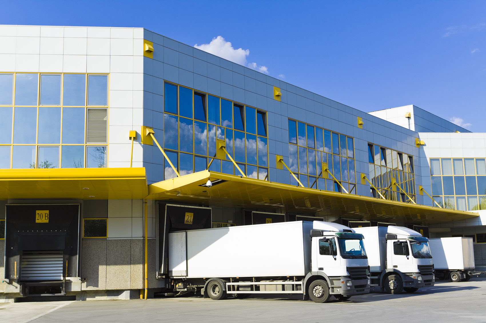 Customs brokerage services for import clearance