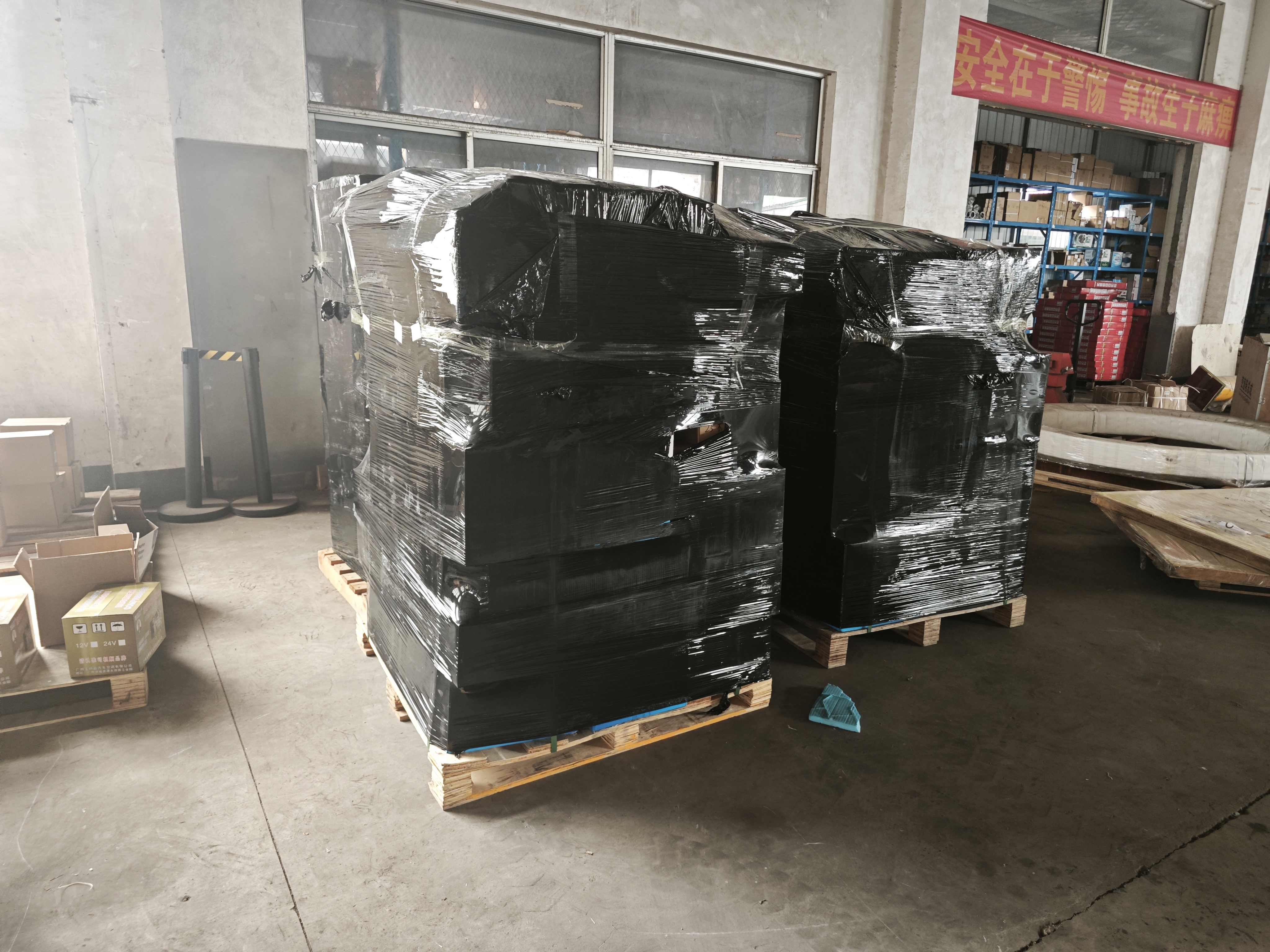 Standardized anti-rust and shockproof packaging prepared for truck crane spare parts export