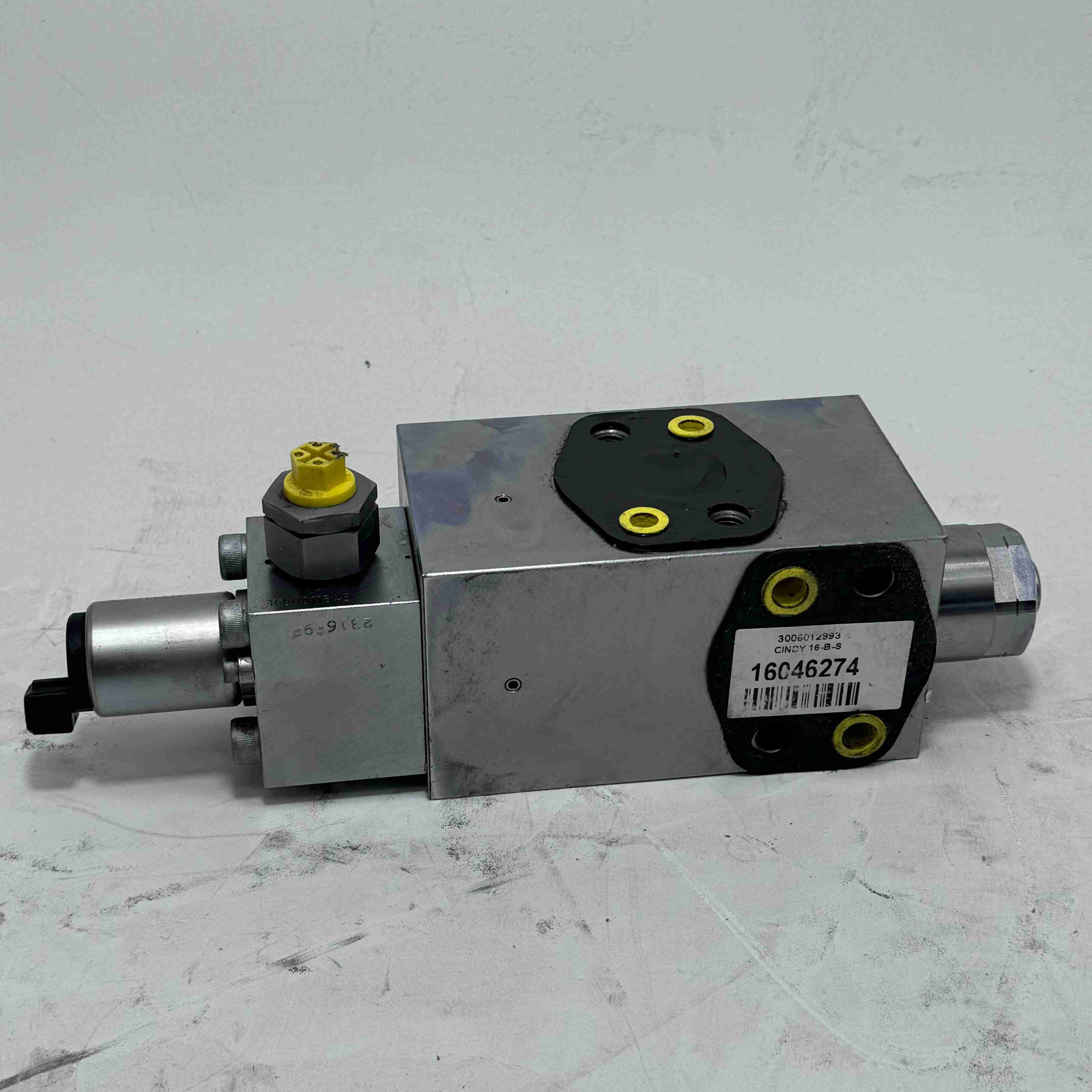 Load control valve CINDY 16-B-SNO-S200-L-E6-3-50 