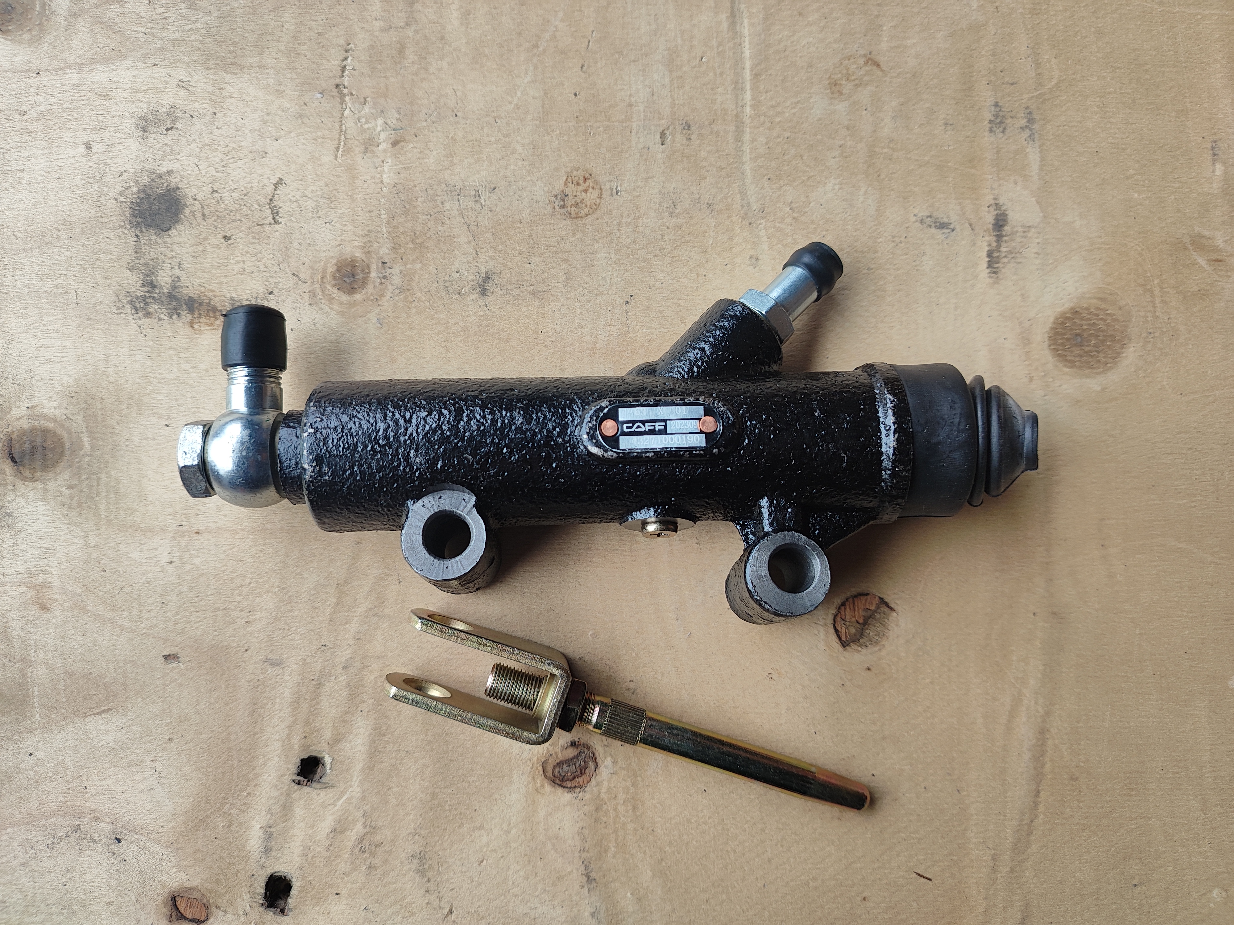 Clutch master cylinder SH-1264 