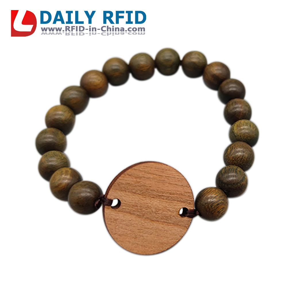 Eco-Friendly Wearable RFID Wooden Wristband - 1 (2)<p class=