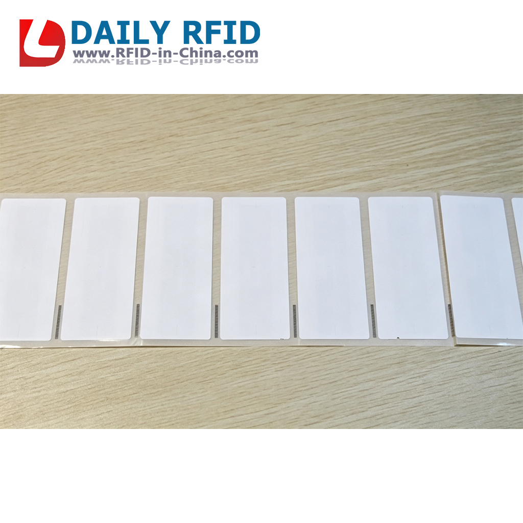 Tamper-proof Long Range RFID Windshield Tag-09<p class=