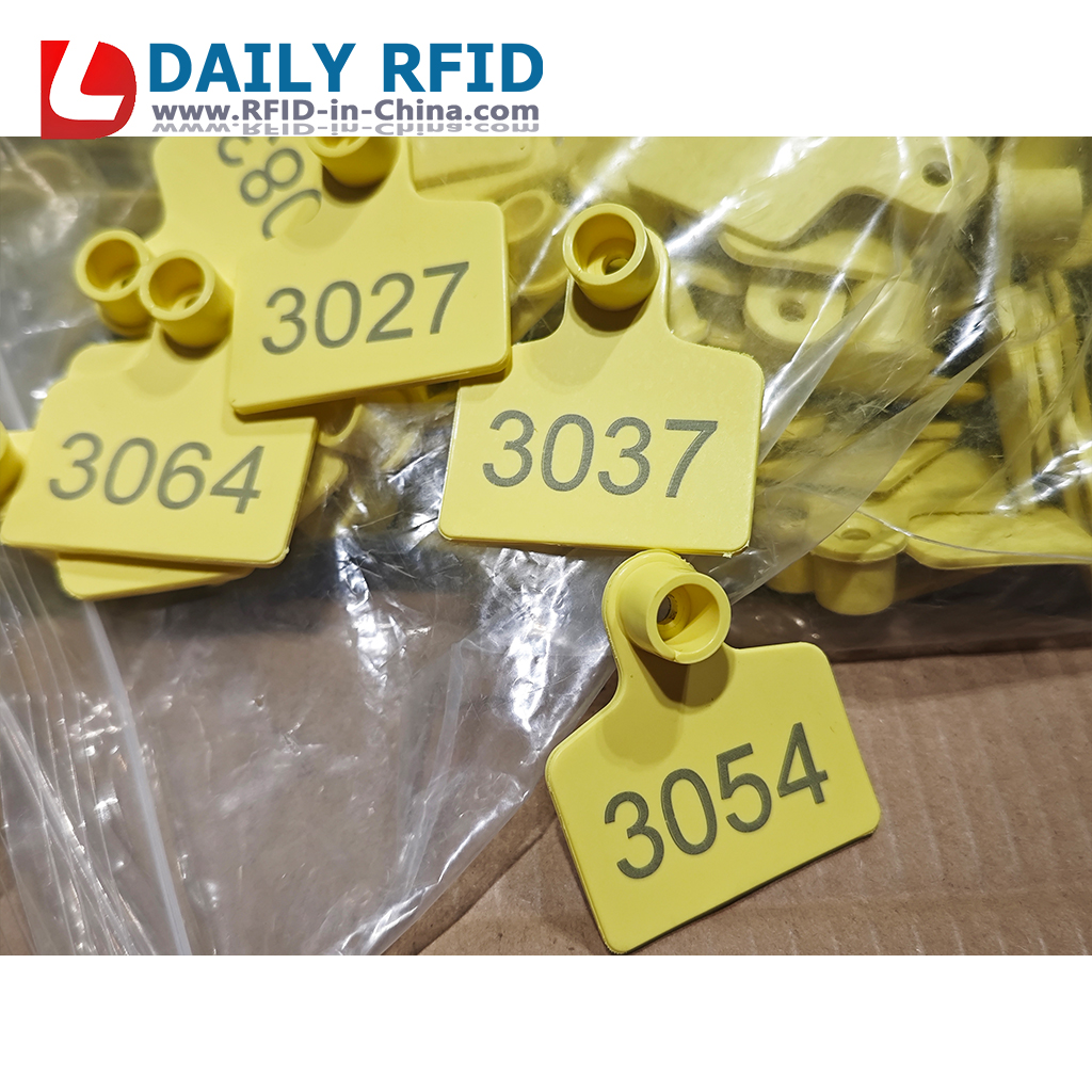 Animal tags (6)<p class=