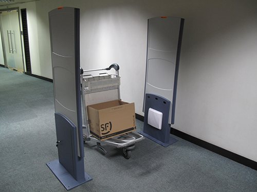 DL8330U plus-03<p class=