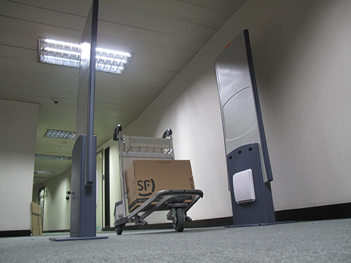 DL8330U plus-08<p class=