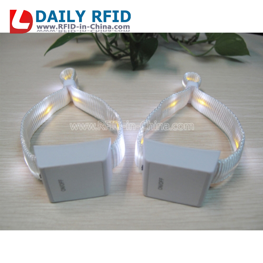 RFID LED Wristbands-04 (2)<p class=
