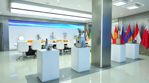 Factory Meeting Room
The meeting room is used for customer consultations, technical discussions, and project planning. Our team works closely with clients to understand project requirements and provide customized fountain solutions from concept to completion.