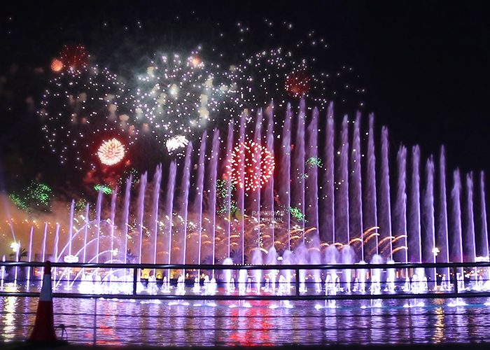 Musical Fountain Show
A customized musical fountain show featuring synchronized water choreography, intelligent control systems, and vibrant LED lighting. Designed to create immersive entertainment experiences, the fountain performance enhances public spaces, tourist attractions, and commercial destinations.