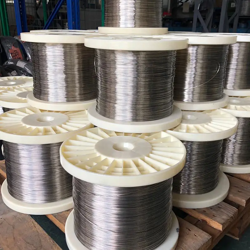 Spring wire for mechanical and medical applications