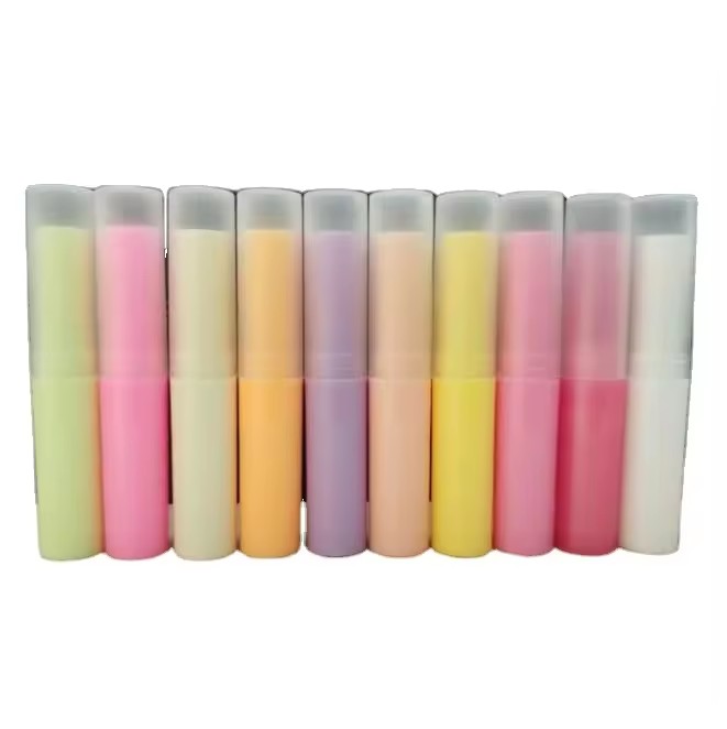 Low-cost lipstick tube from common competitor Hebei Dicun with basic design