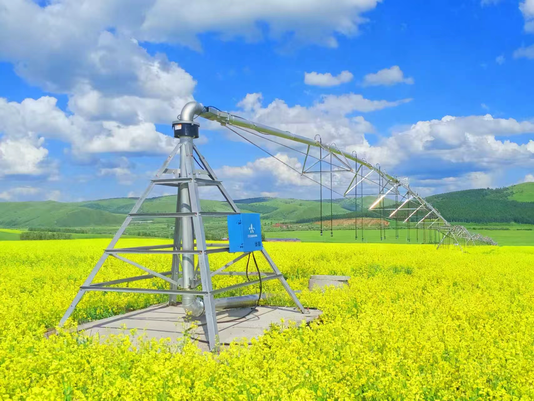 Fixed center pivot irrigation machine 395.6m for 50 hectares - Yulin