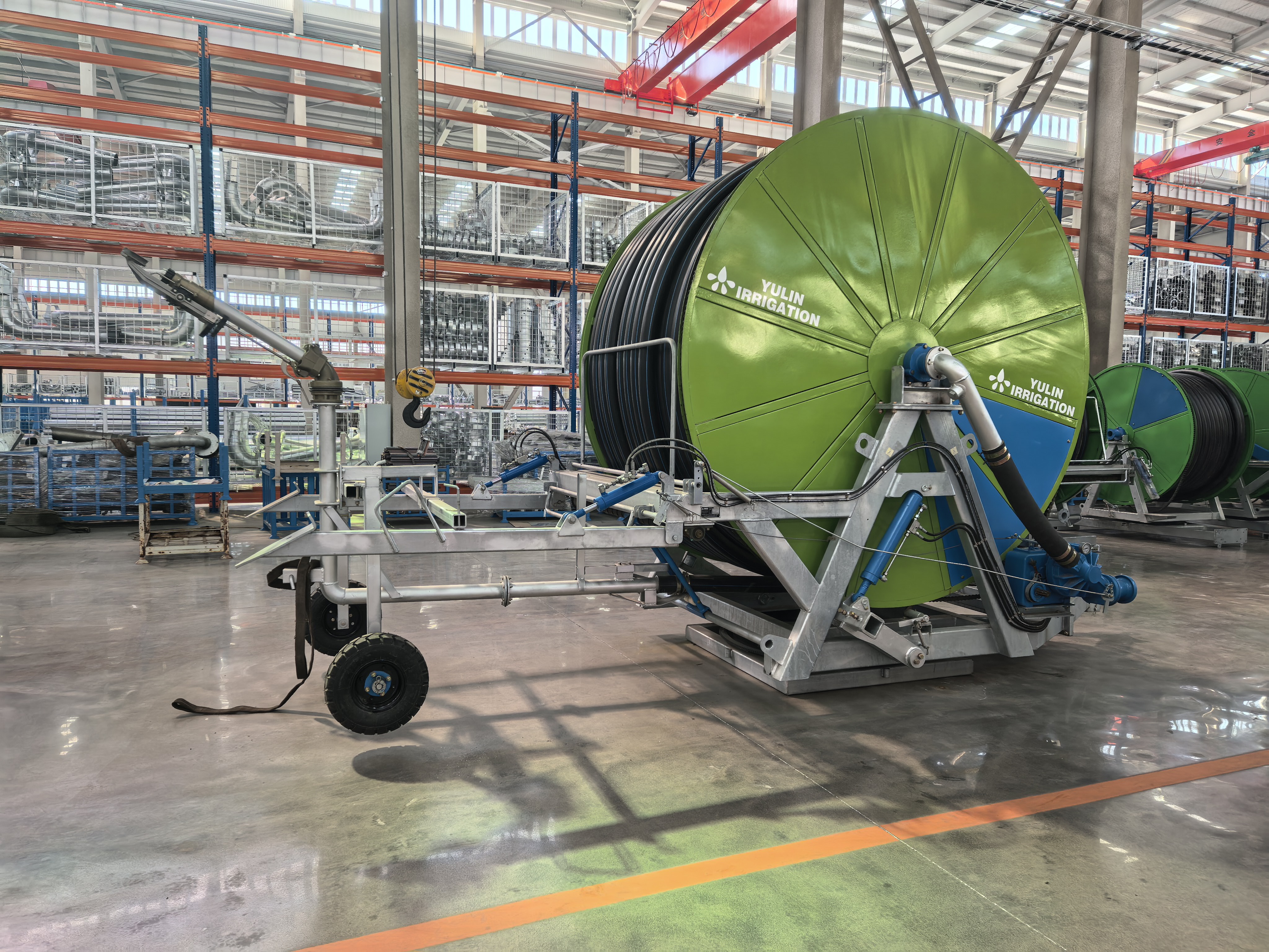 JP1000 Hose Reel Irrigator with Lift Hydraulic System 500m PE Pipe 80m Spray