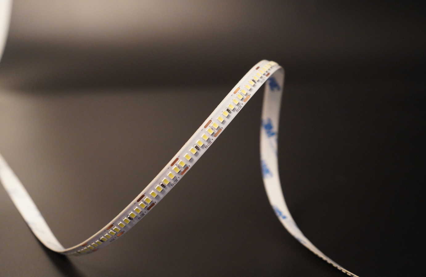 Linear Lighting XPUP-DK3