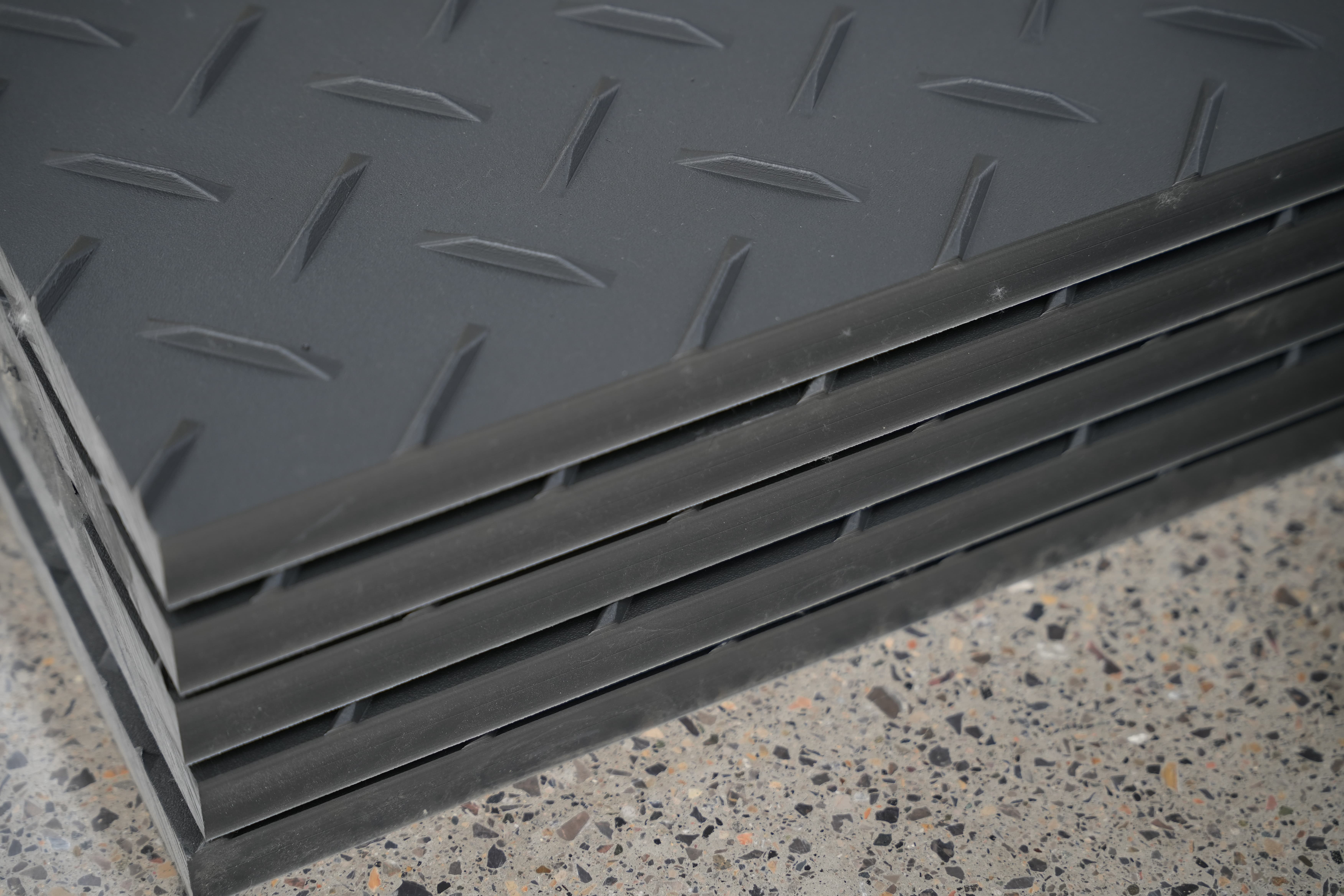 Heavy Duty Ground Protection Mat