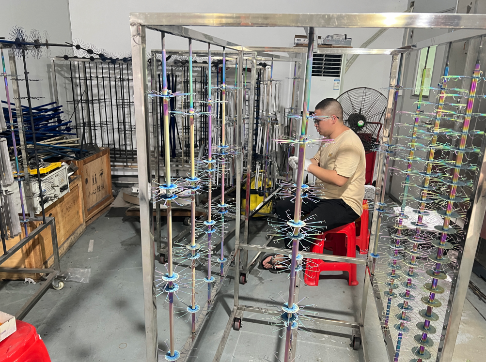 Daily workshop routine at Jusnova Jewelry factory