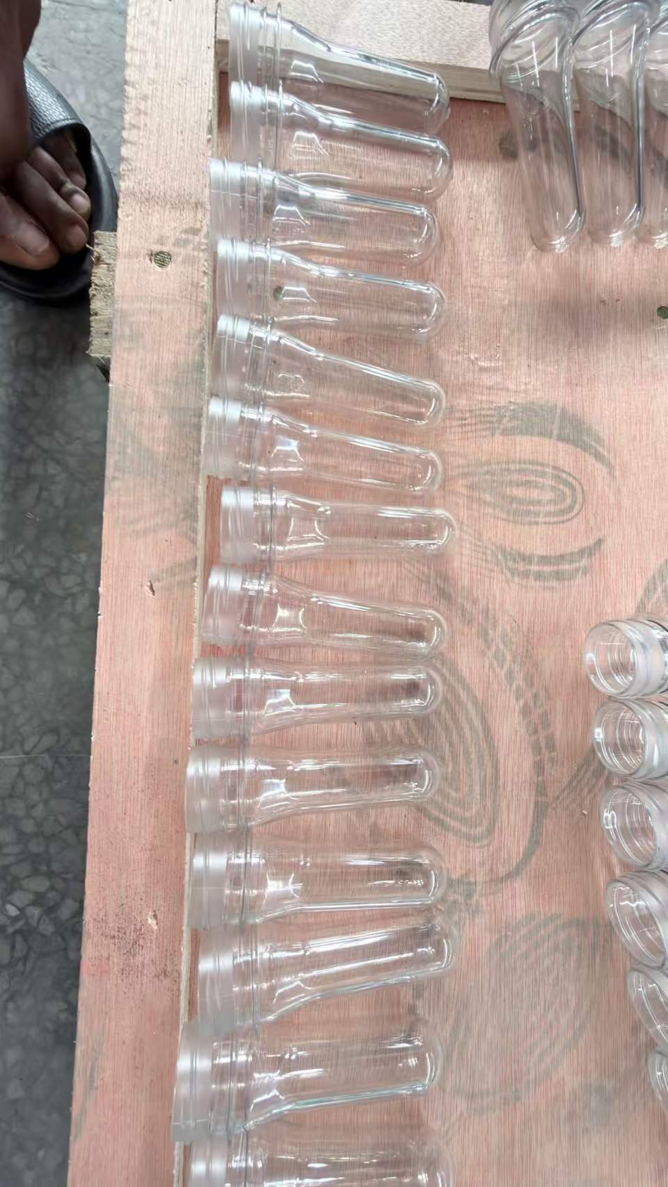 PET preform samples for various bottle types