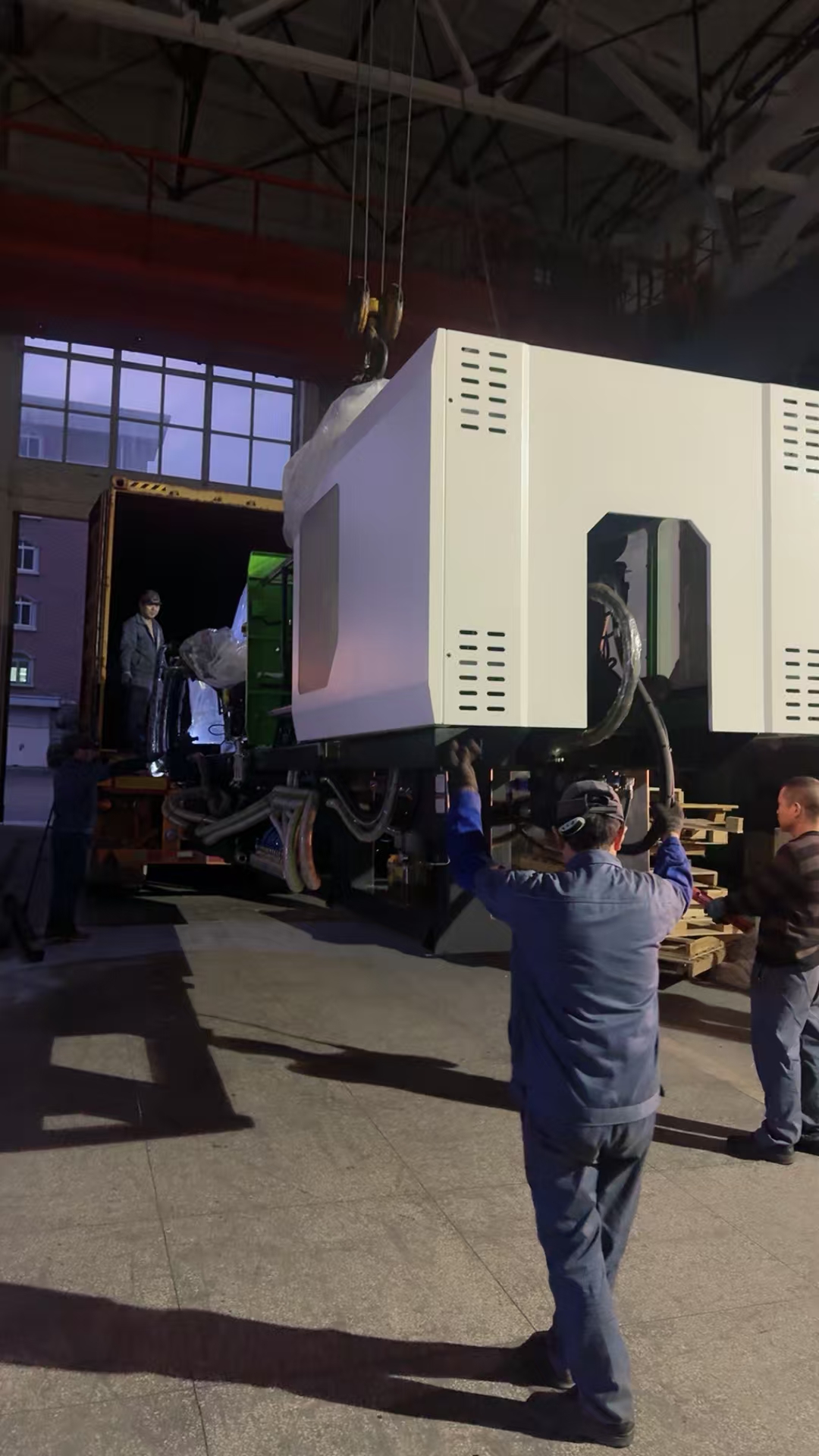 260TON high-speed PET preform injection machine