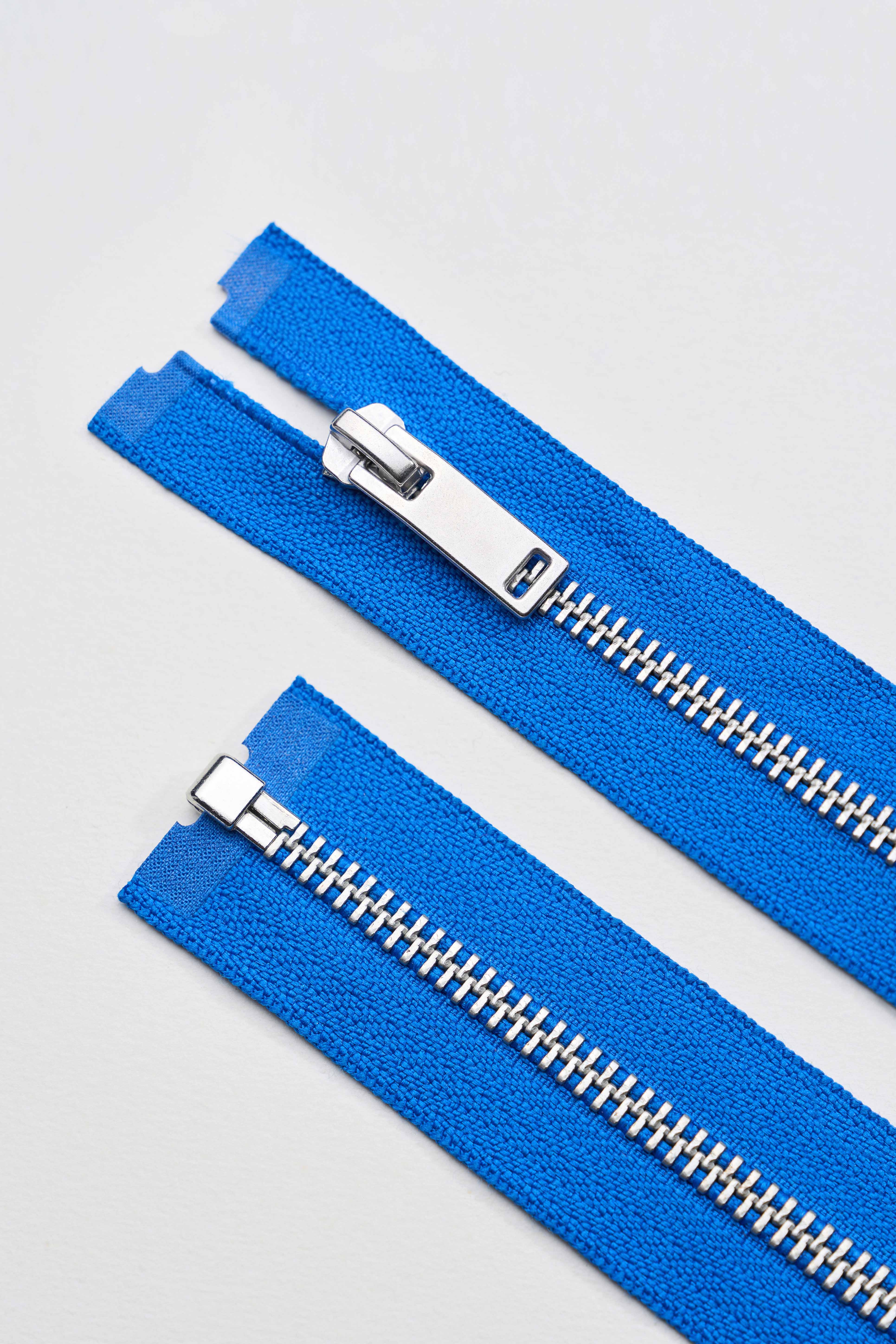 brass zipper Y teeth