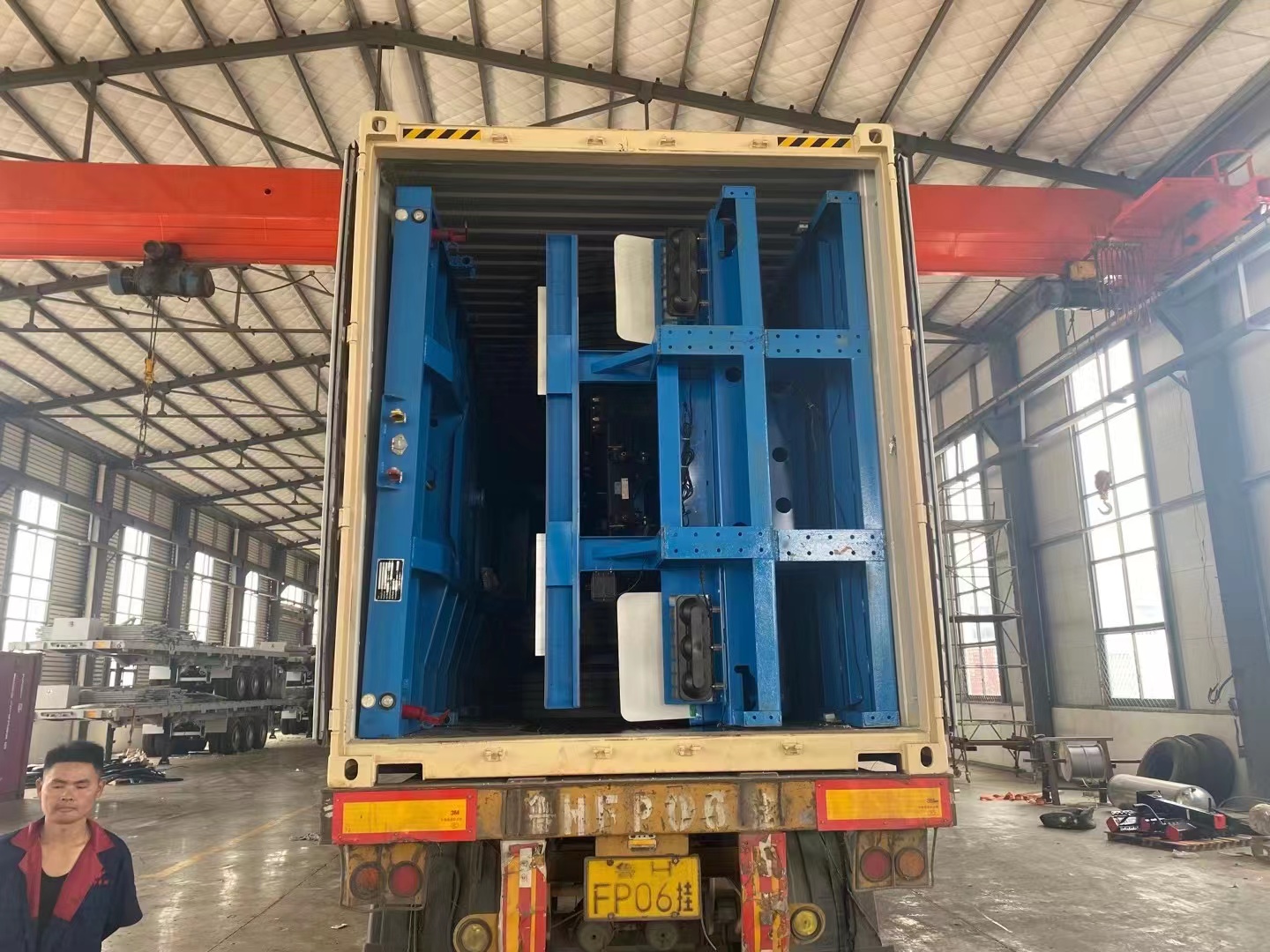 flatbed semi trailer