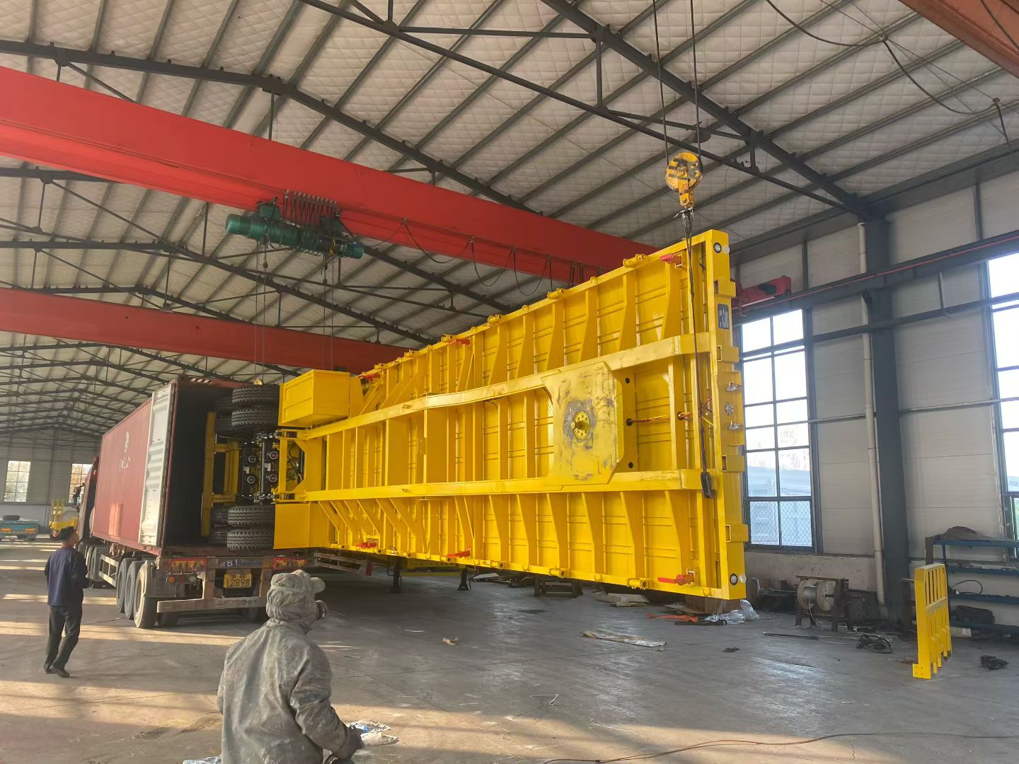 Luen Auto trailers ready for export delivery